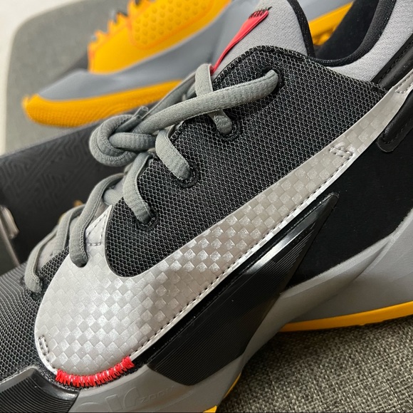 New Nike Zoom Freak 2 Taxi Shoes Black/ Particle Grey CK5424-006 Size 8.5 - Picture 7 of 12